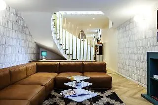 Hotel Armstrong Paris 2*,